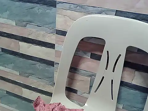 squirtshantal webcam