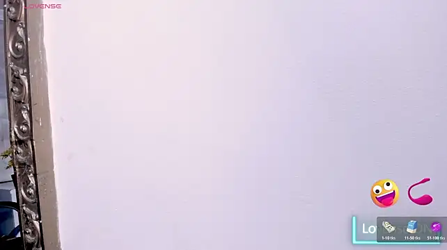 SofiaThoompson webcam