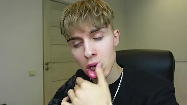 Damien_Dallas webcam