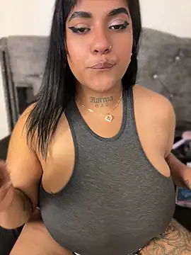 Nahomy-fire webcam