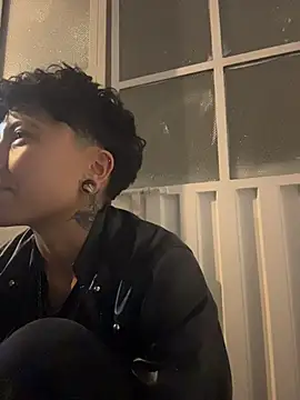 ian_mathias_ webcam