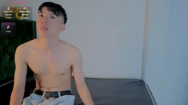 Adriann_voss webcam