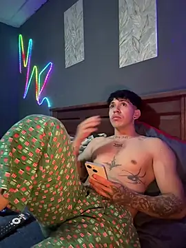 Owen_rave webcam
