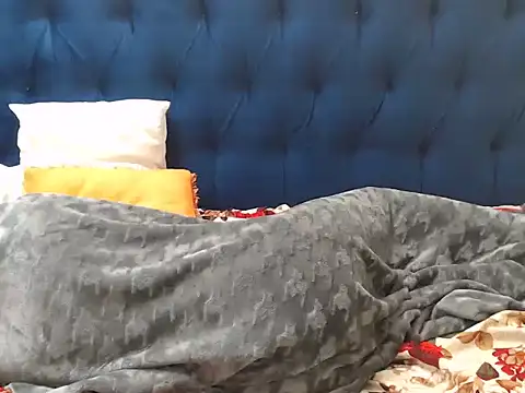 LadyKim101 webcam