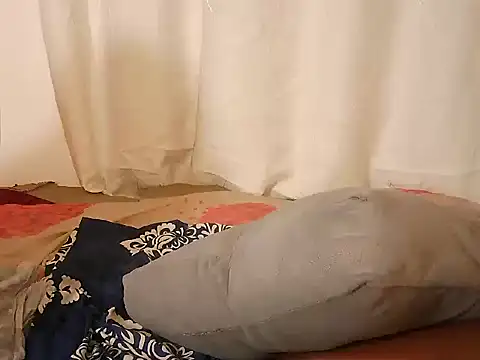 Ebony_slimmy webcam