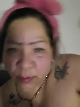 Dalessa_Bigtits webcam