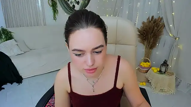 MiracleCurly webcam