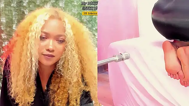 _Lia__Stone webcam
