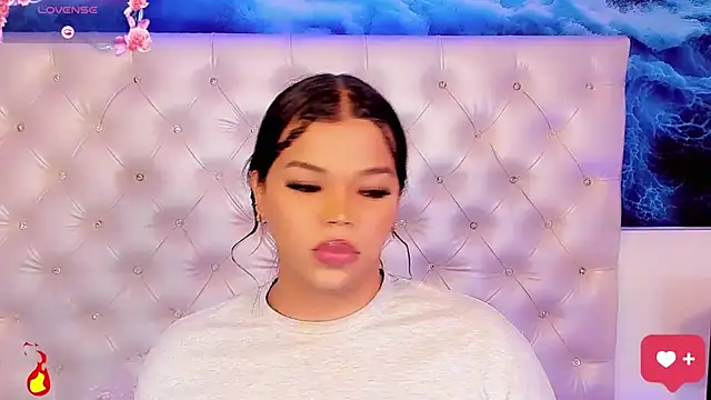 Keira_Fox31 webcam