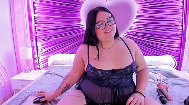 Lushi_Love webcam