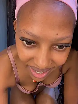 Sexylatisha webcam