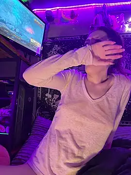 Lilactease webcam