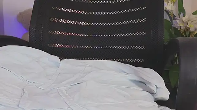 _Linoshka_1 webcam