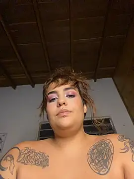name_less_lulu webcam