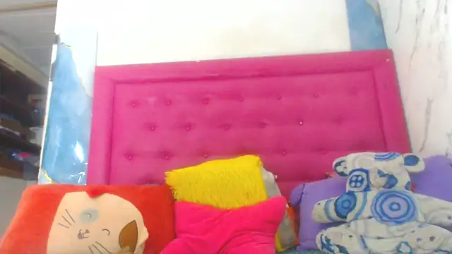 LoloQueen5 webcam
