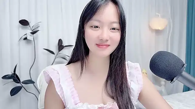 Winnie666999 webcam