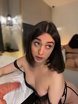 MiahWindsor webcam