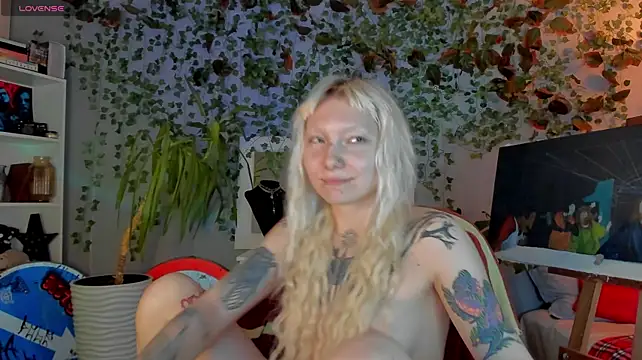 tattoo_art_baby webcam