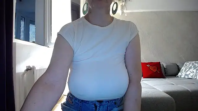 Mary_x