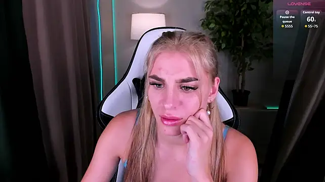 emy__angel 🔺 online cam