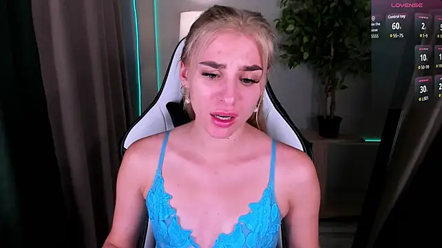 emy__angel webcam