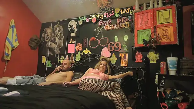 DaddyAndSplashQueen webcam