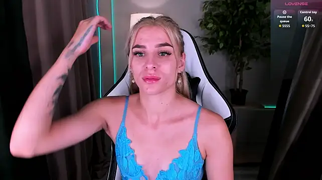 emy__angel webcam