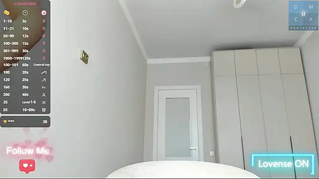 MinaDiamondd webcam