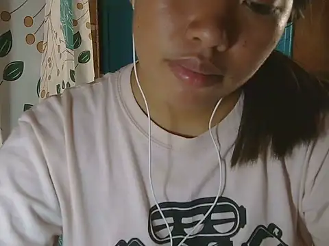 ChubbyButty live cam on StripChat