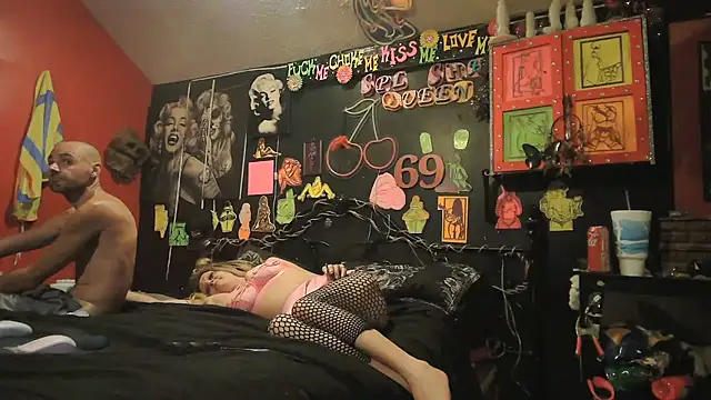 DaddyAndSplashQueen webcam