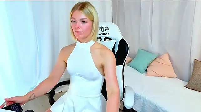 Lily_Daviss