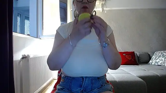 Mary_x