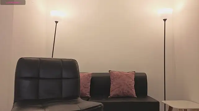 camiilaa1 live cam on StripChat