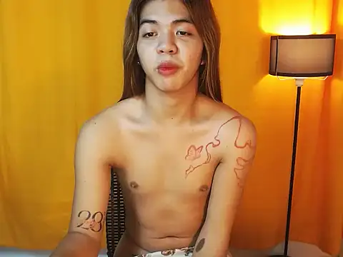 Exotic_YhannaUncut live sex cam