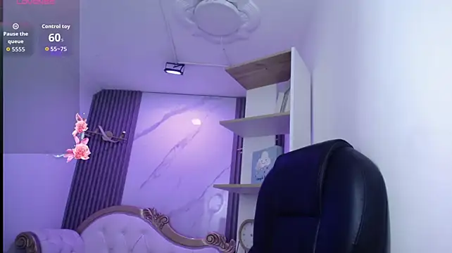 emiily_tk webcam