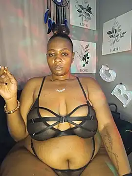CocoBootyyy webcam