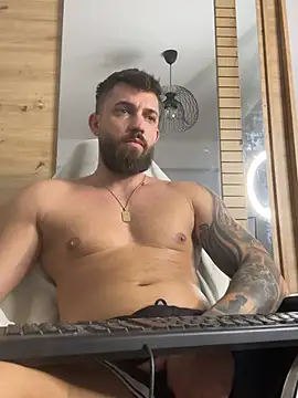 LustyMike_ webcam