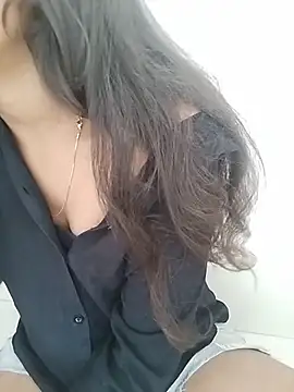 Mahi677 webcam