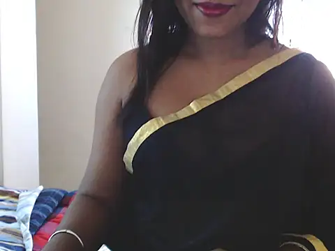 VelvetCoupleLive webcam
