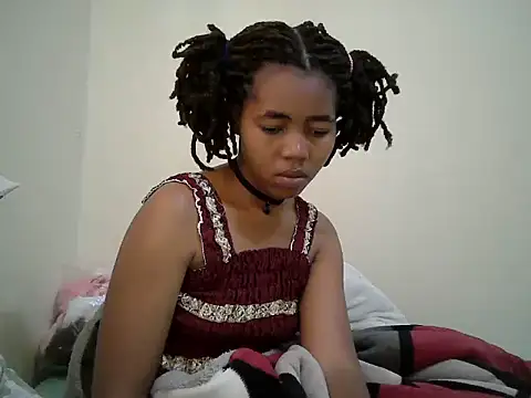 MidnightNala webcam