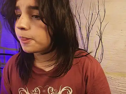 daniellesins1_ webcam