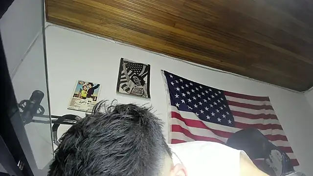 charlie_hotxxx webcam