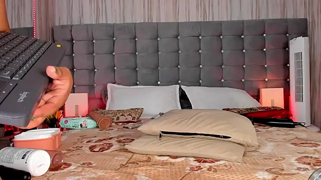 Poacahontasfg live cam preview