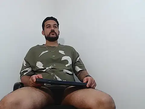 _CHRIS-DENNIS_