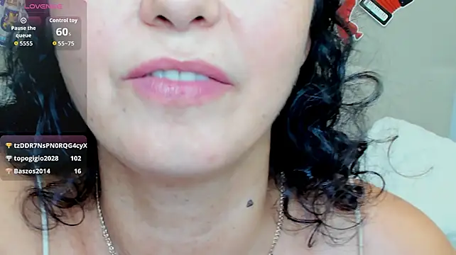 Linda_Insatiable webcam