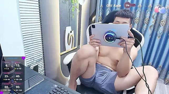 Naughty___asian webcam