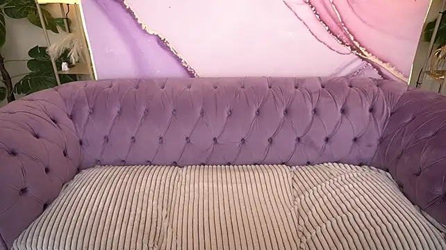 MikaFoxy