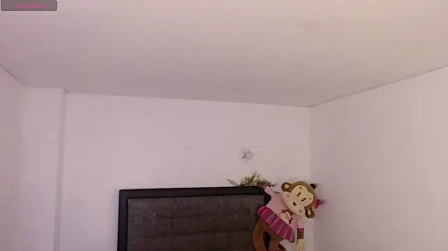 Ariel_Laurentt webcam
