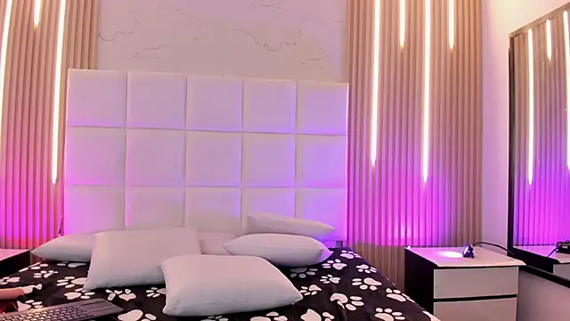 tiffanny_rosee webcam