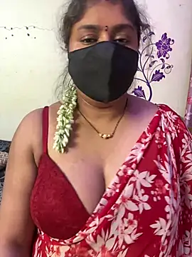 UR_Chocogirl webcam